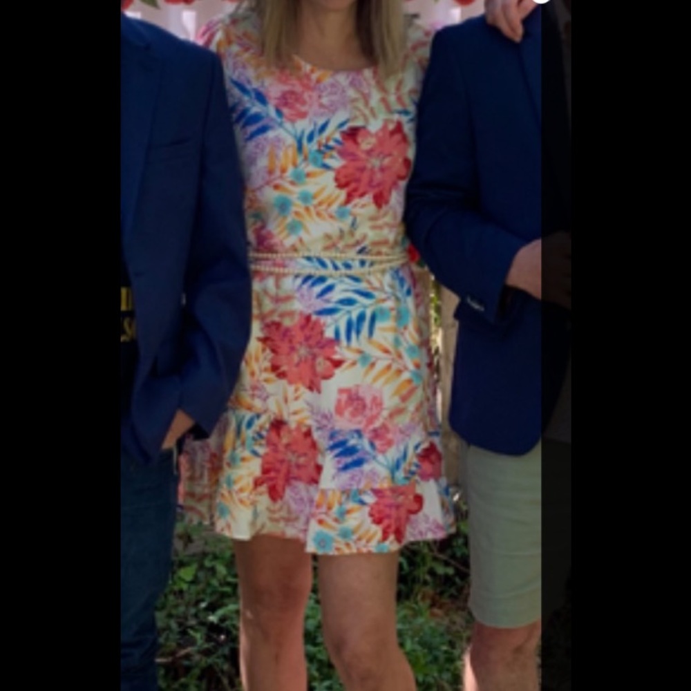Flowing Spring dress- Kentucky Derby ready - Picture 2 of 5